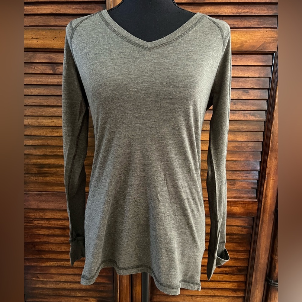 💫NWT💫 Calvin Klein Performance Women’s Quick Dry Long Sleeve Tee Sz Medium